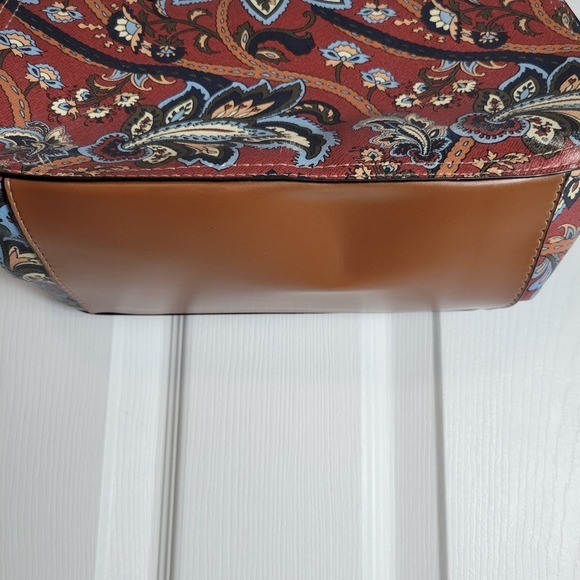 London Fog Handbag-Floral - Picture 4 of 11